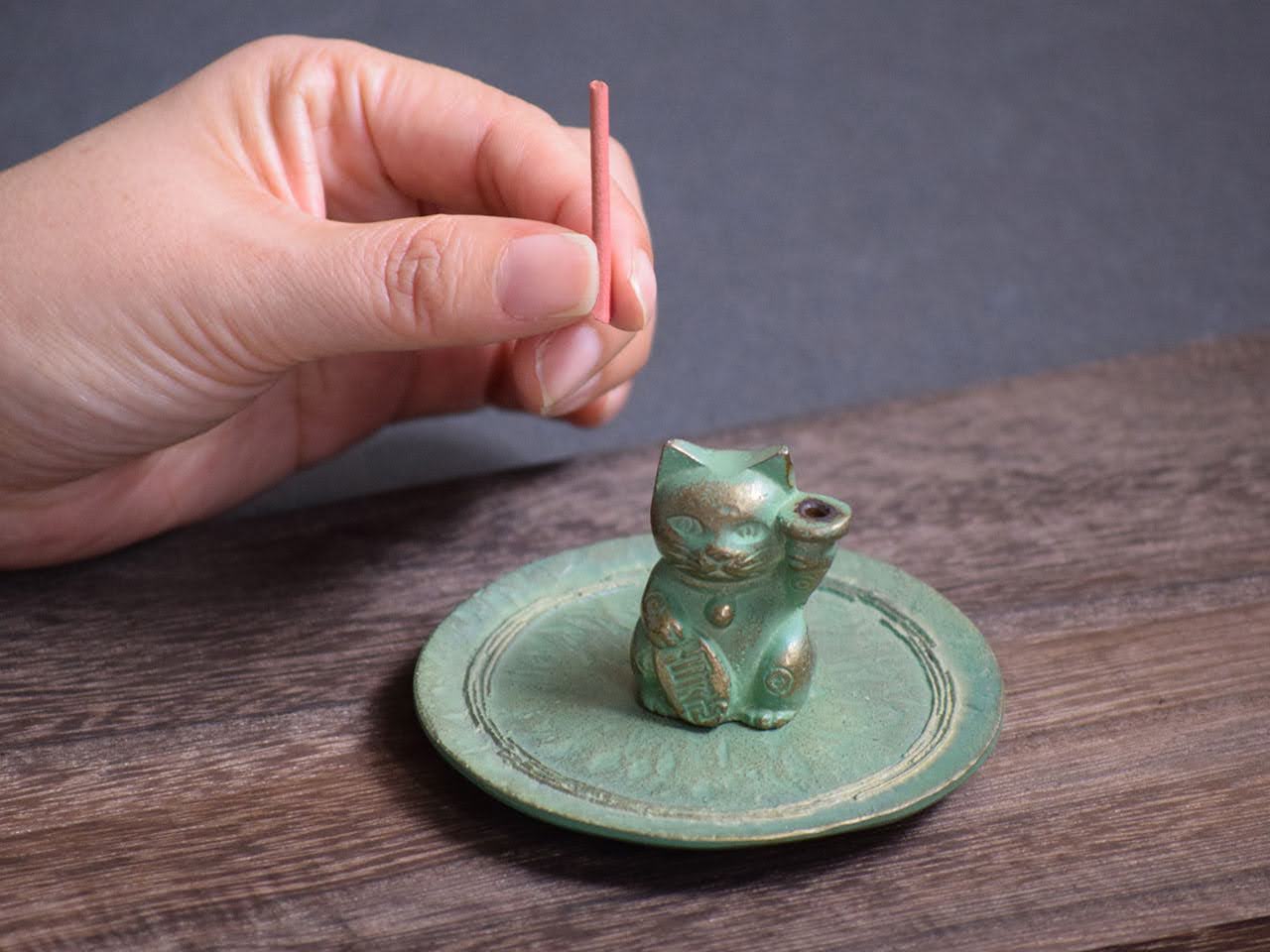 Lucky Cat Incense Holder